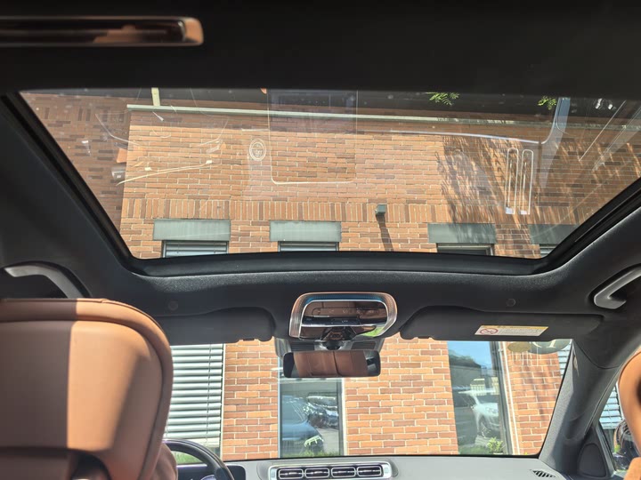 Фото 22 - Mercedes-Benz Maybach S-Class