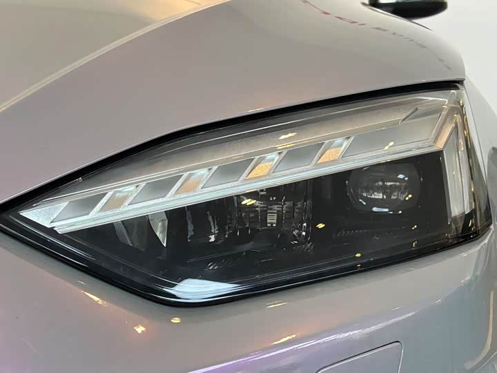 Фото 14 - Audi A5