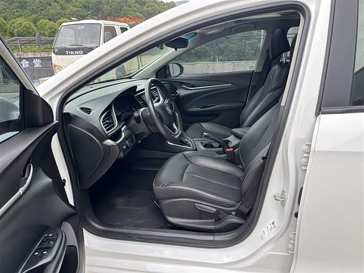 Фото 9 - Buick Excelle GT