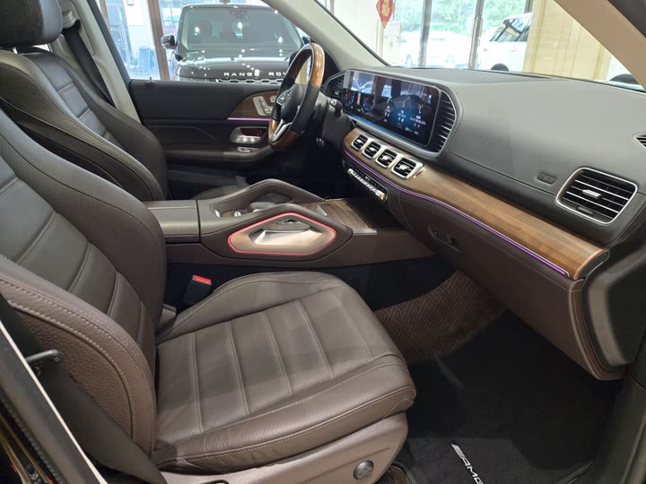 Фото 13 - Mercedes-Benz GLS-Class