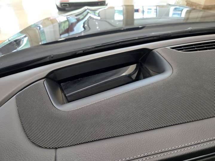 Фото 21 - Mercedes-Benz GLS-Class