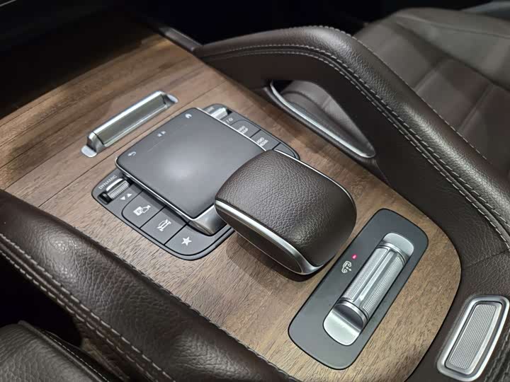 Фото 23 - Mercedes-Benz GLS-Class