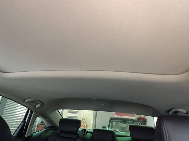 Фото 18 - Honda Accord