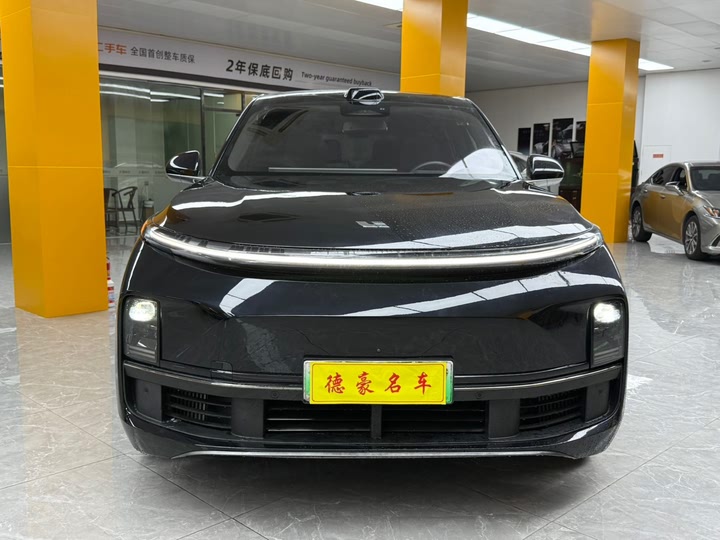 Фото 1 - LiXiang L8