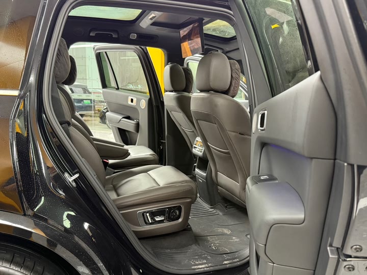 Фото 10 - LiXiang L8