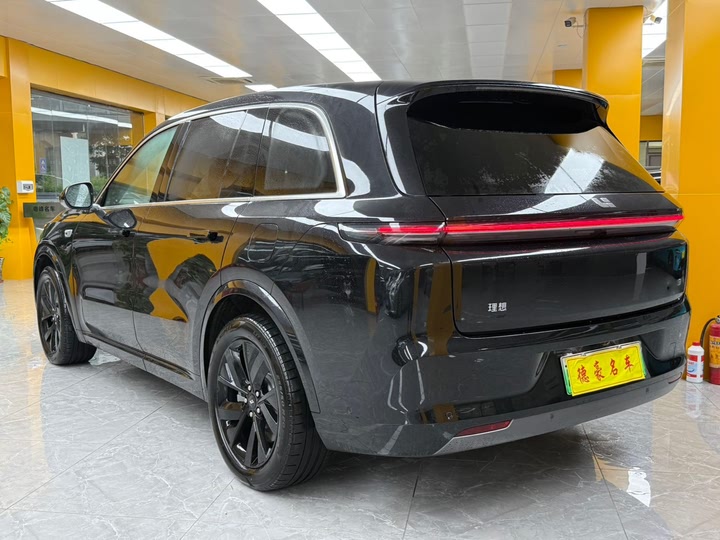 Фото 6 - LiXiang L8