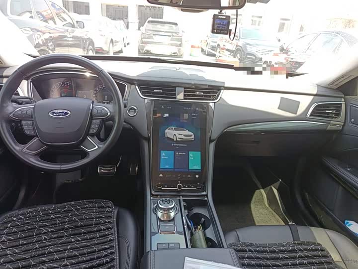 Фото 35 - Ford Taurus