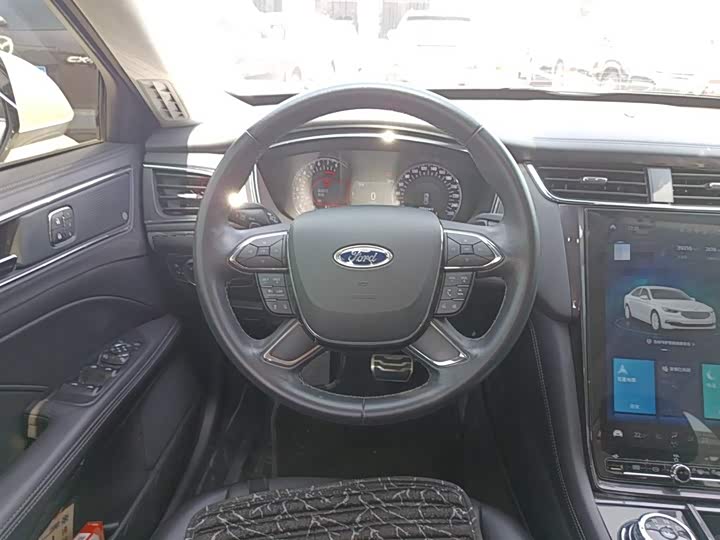 Фото 36 - Ford Taurus