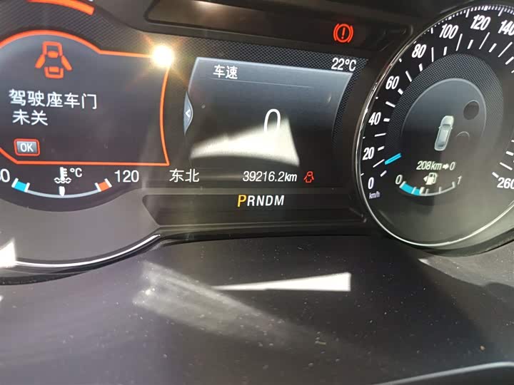 Фото 9 - Ford Taurus