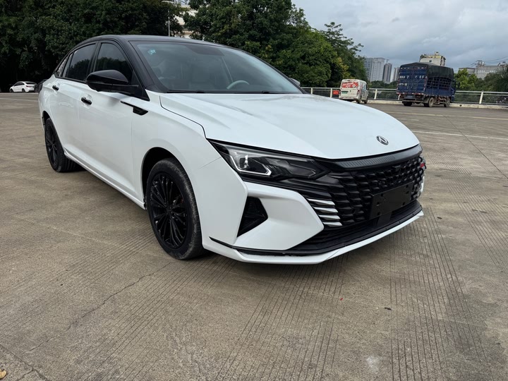 Фото 3 - Dongfeng Aeolus Yixuan Max