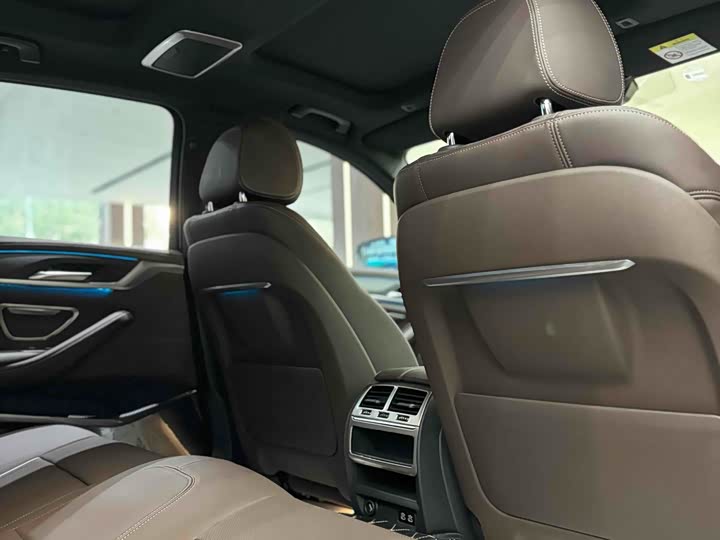 Фото 10 - BMW 5 Series