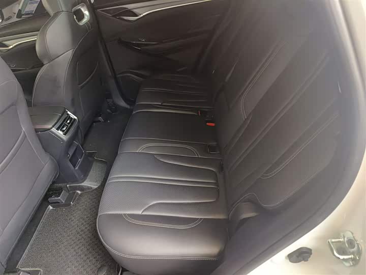 Фото 12 - Changan CS75 Plus