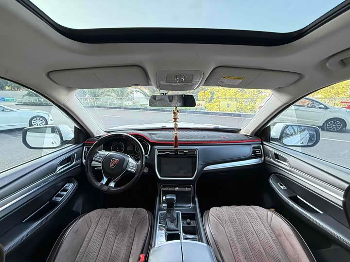 Фото 4 - Roewe RX8