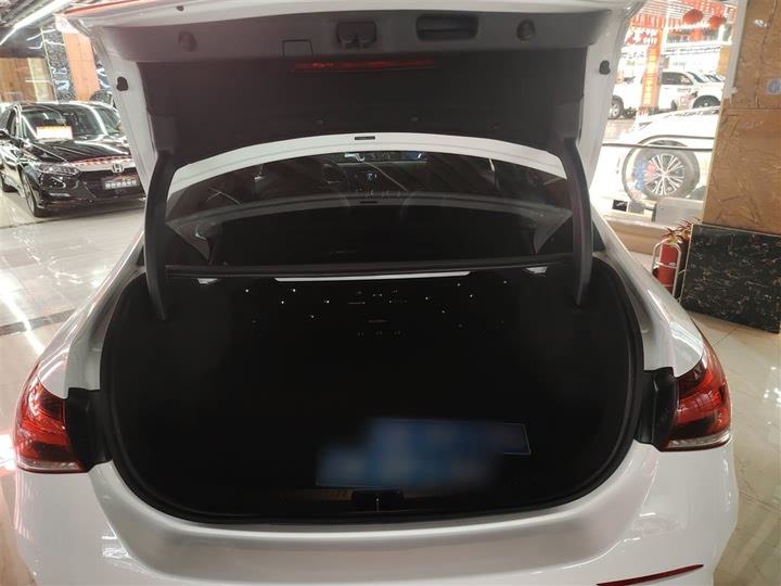 Фото 15 - Mercedes-Benz A-Class