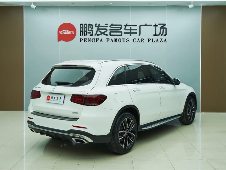 Фото 19 - Mercedes-Benz GLC-Class