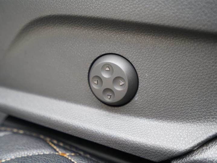 Фото 6 - Mercedes-Benz GLC-Class