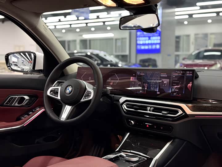 Фото 14 - BMW 3 Series