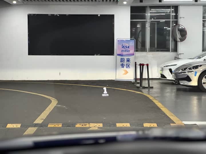 Фото 19 - BMW 3 Series