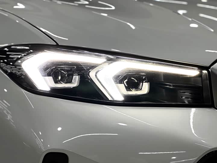 Фото 20 - BMW 3 Series