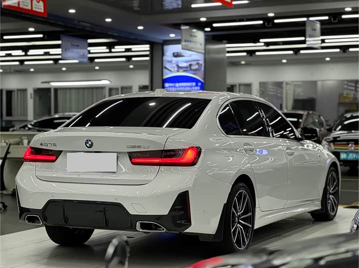 Фото 7 - BMW 3 Series