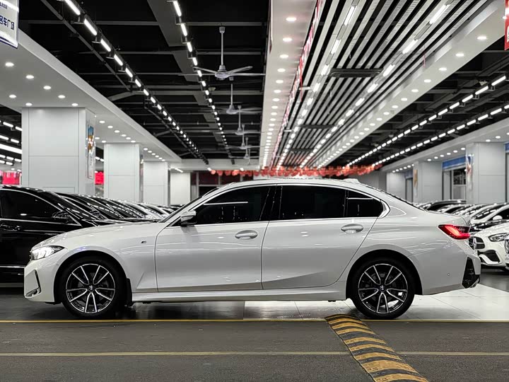 Фото 8 - BMW 3 Series