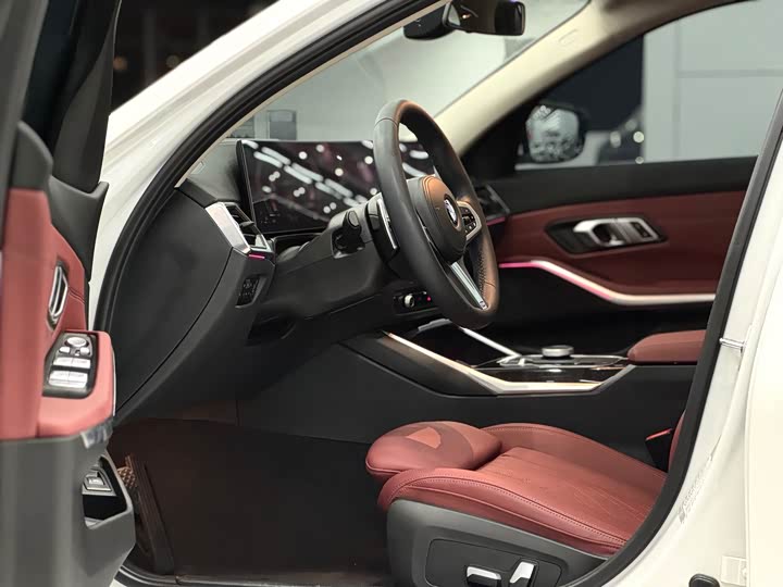 Фото 9 - BMW 3 Series