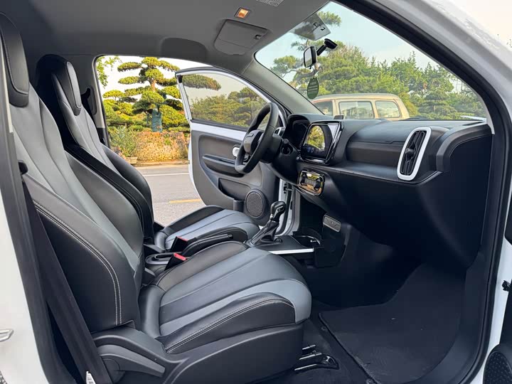 Фото 6 - Roewe Clever