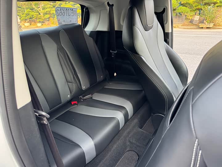 Фото 8 - Roewe Clever