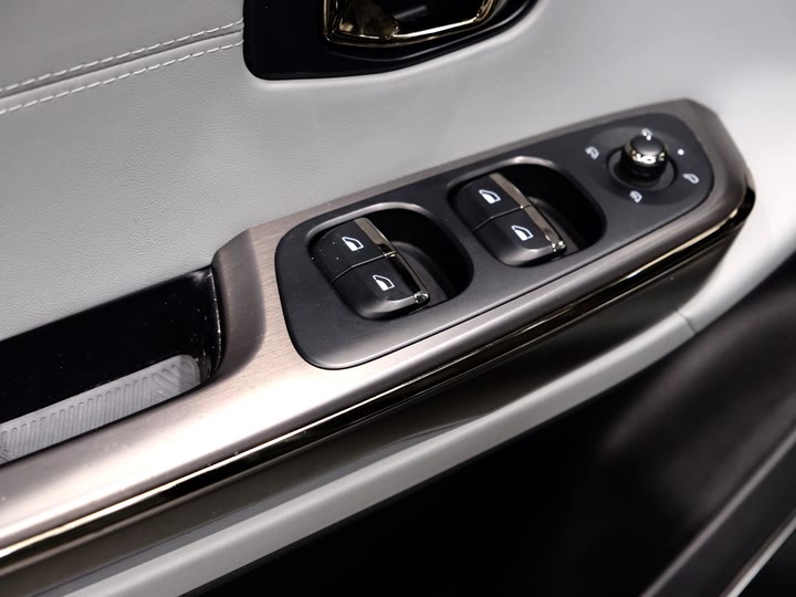 Фото 12 - Nio ES6