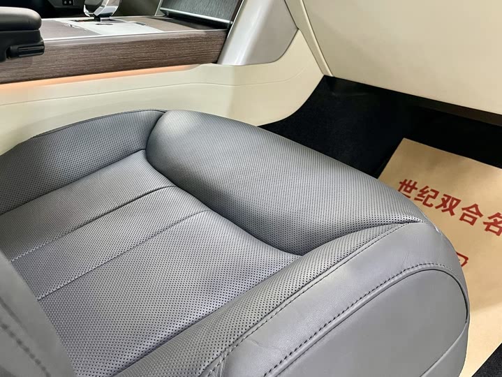 Фото 17 - Land Rover Range Rover