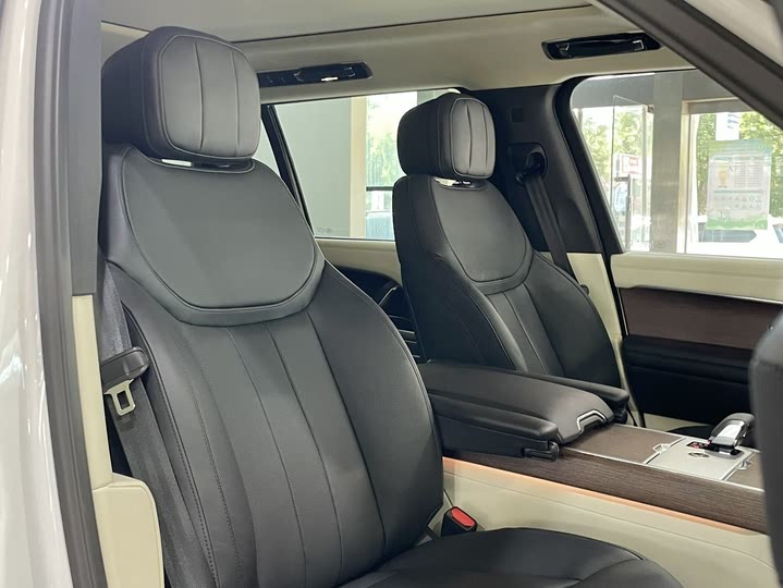 Фото 18 - Land Rover Range Rover