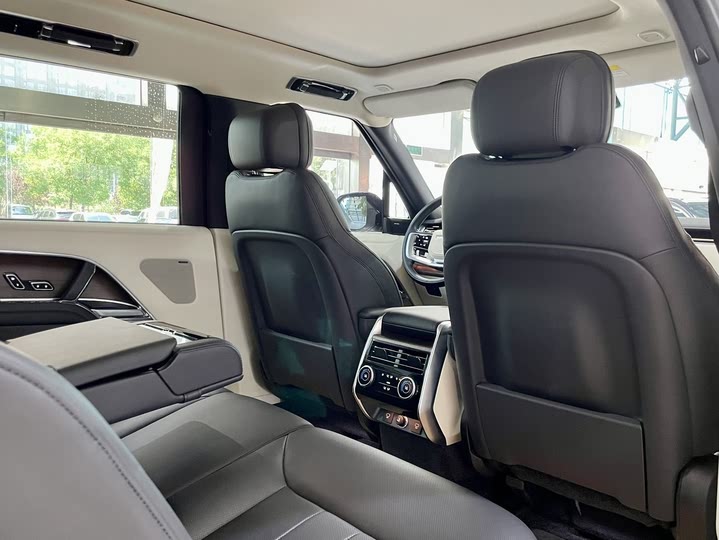 Фото 27 - Land Rover Range Rover