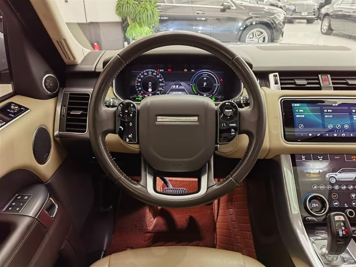 Фото 13 - Land Rover Range Rover Sport Hybrid
