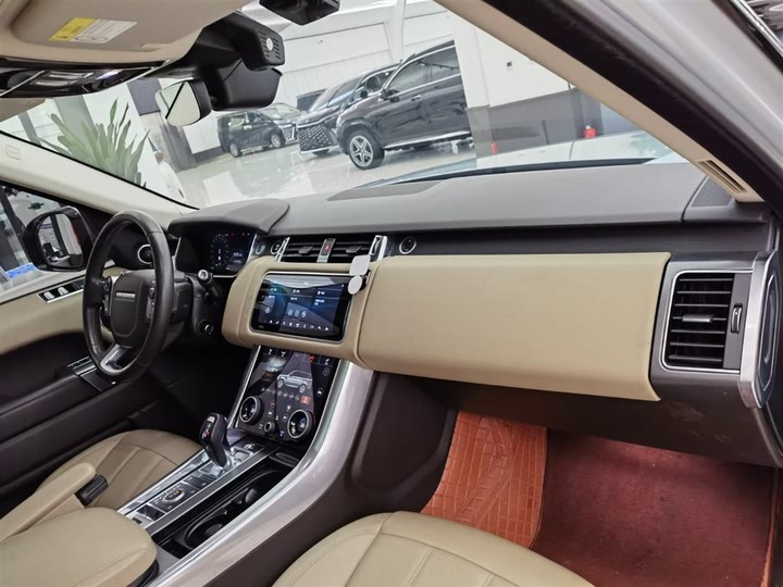 Фото 15 - Land Rover Range Rover Sport Hybrid