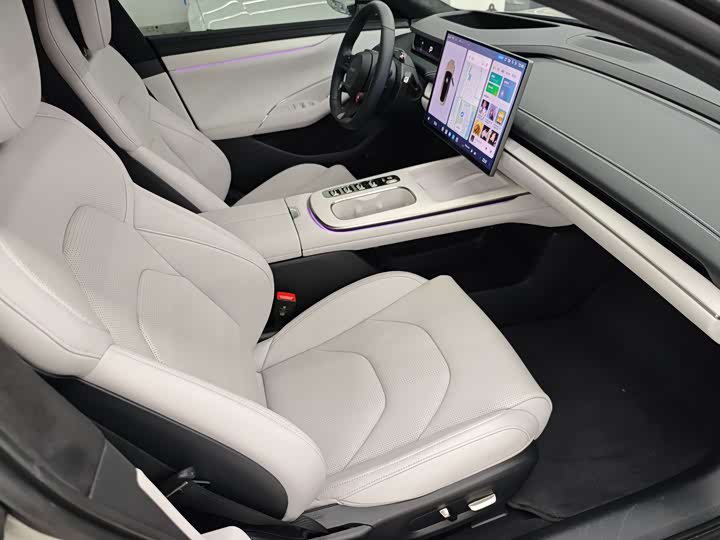 Фото 7 - Xiaomi SU7