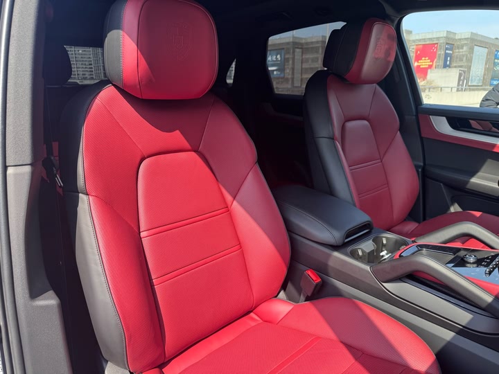 Фото 17 - Porsche Cayenne