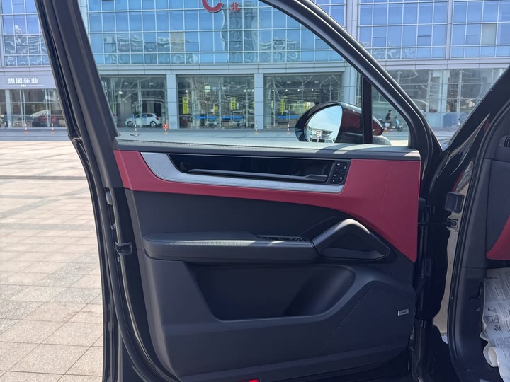 Фото 9 - Porsche Cayenne