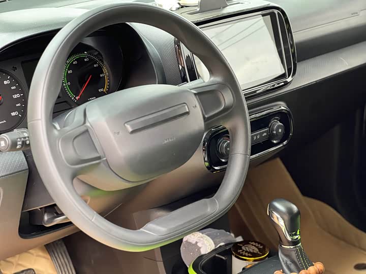 Фото 13 - Roewe Clever