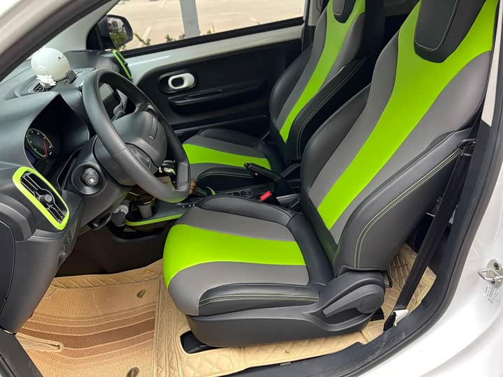 Фото 15 - Roewe Clever