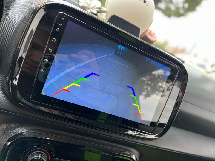 Фото 16 - Roewe Clever