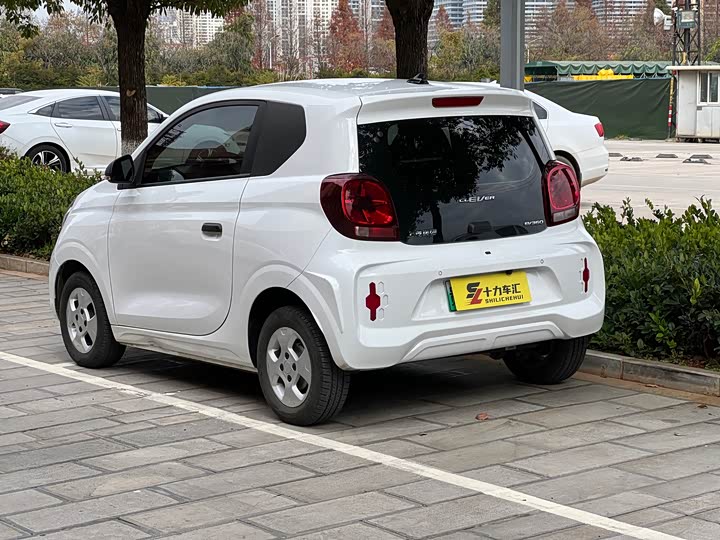 Фото 6 - Roewe Clever