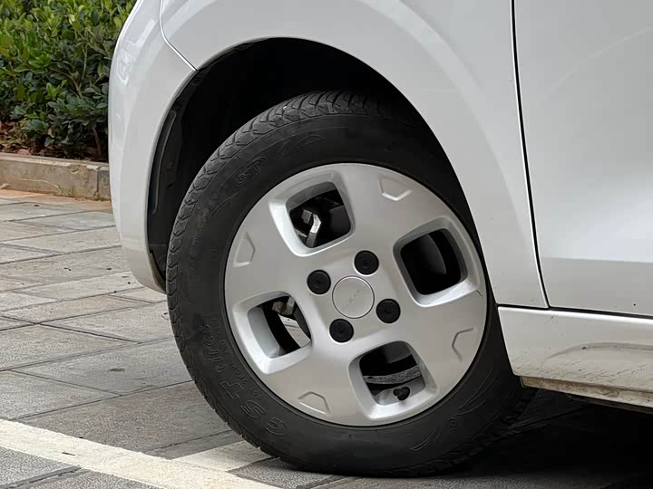 Фото 8 - Roewe Clever