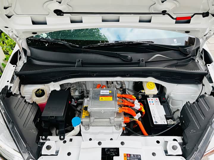 Фото 9 - Roewe Clever