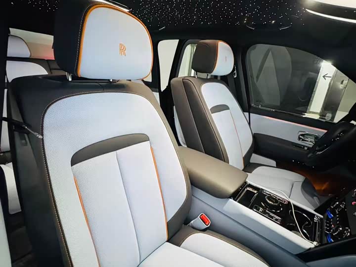 Фото 4 - Rolls-Royce Cullinan