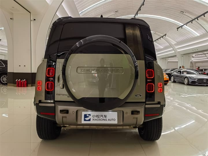 Фото 3 - Land Rover Defender