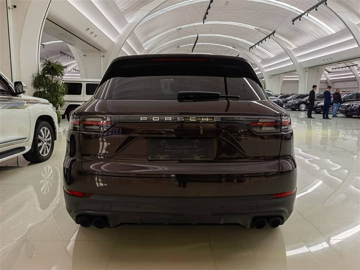 Фото 3 - Porsche Cayenne