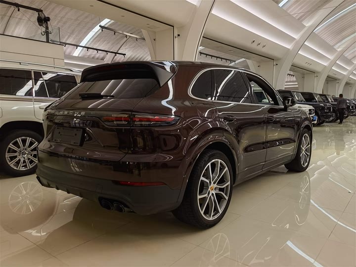 Фото 4 - Porsche Cayenne