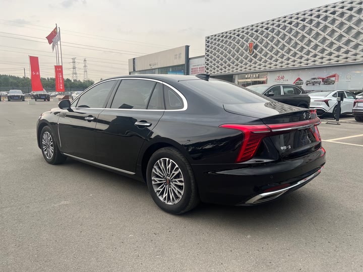 Фото 6 - Hongqi H5