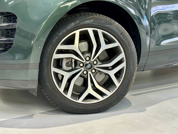 Фото 14 - Land Rover Range Rover Evoque L