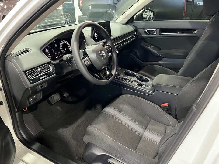 Фото 7 - Honda Civic